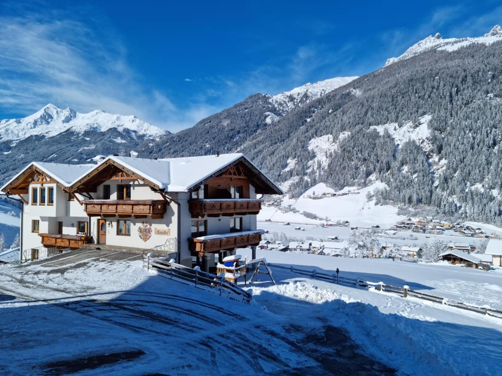 Roasthof Apartments Neustift im Stubaital Exterior foto
